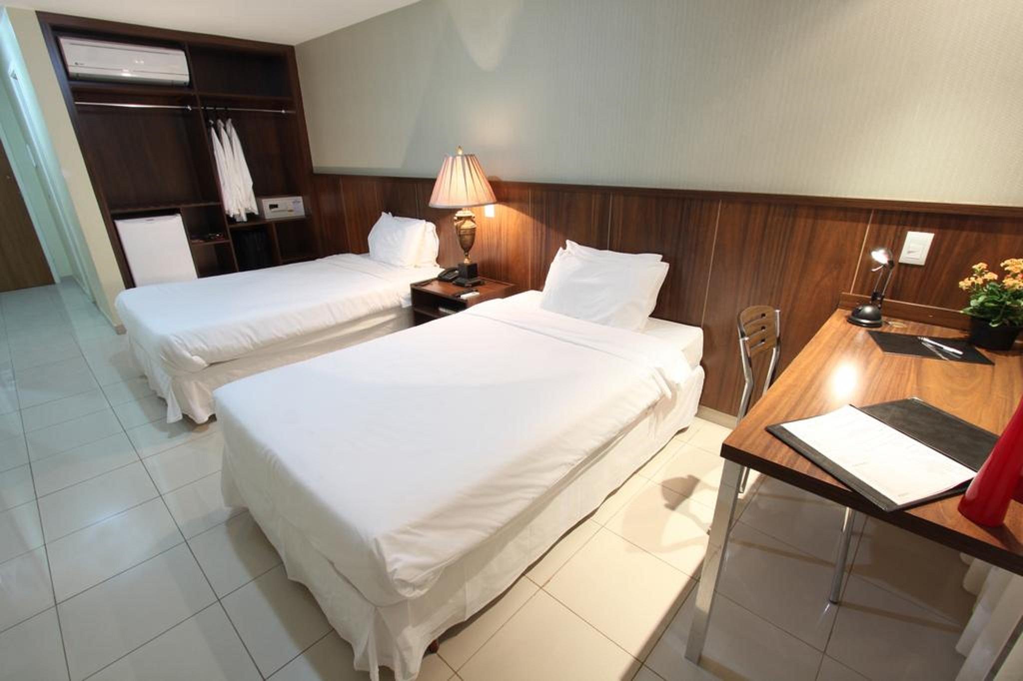 Esplanada E Eventos Hotel 4*