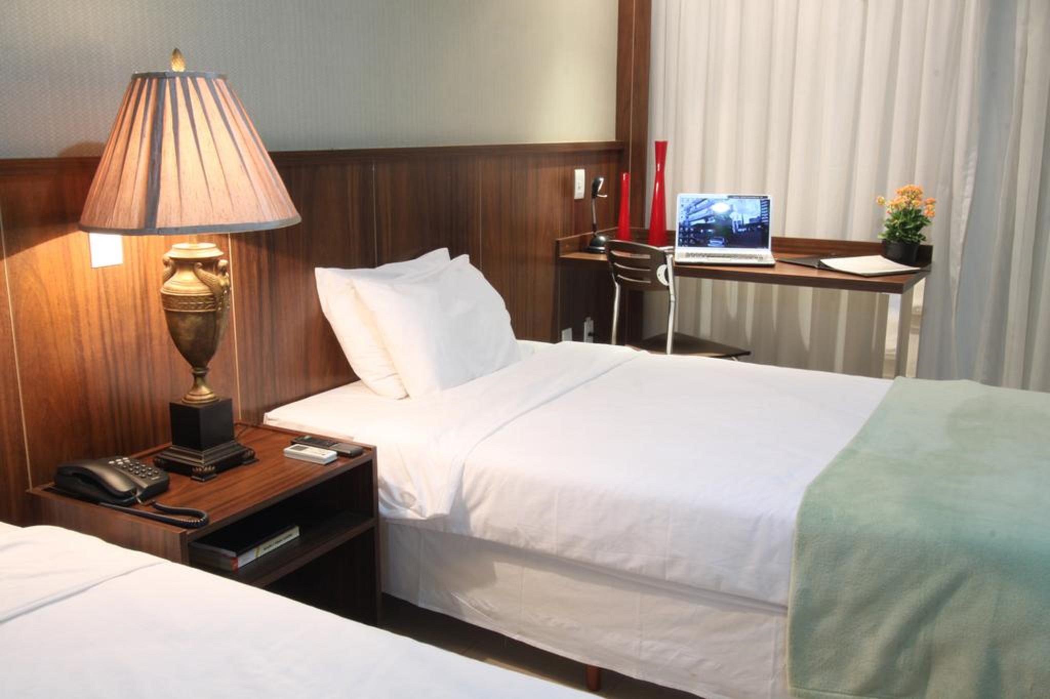 Esplanada E Eventos Hotel 4*